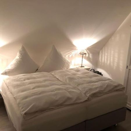 Reetdachhaus Seasons Mit Kamin & Sauna Groß Schwansee Zewnętrze zdjęcie