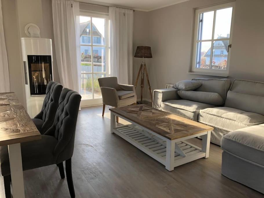 Reetdachhaus Seasons Mit Kamin & Sauna Groß Schwansee Zewnętrze zdjęcie